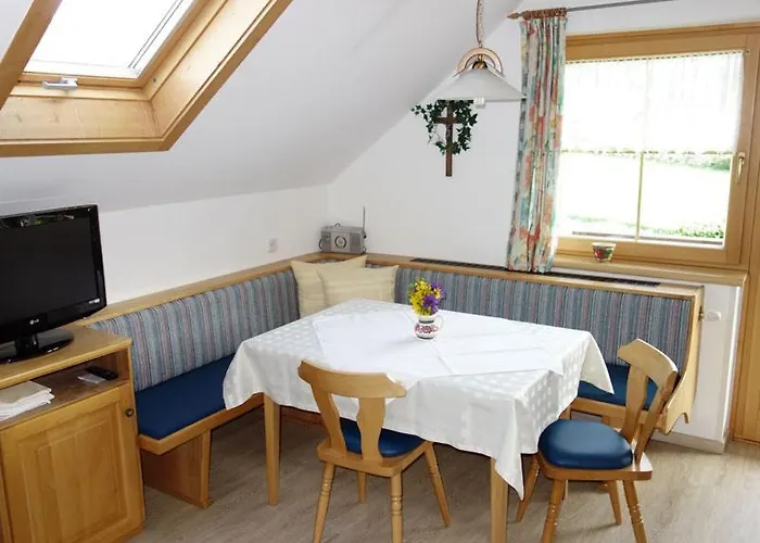 Apartment Haus Bauer Ii Mit Balkon